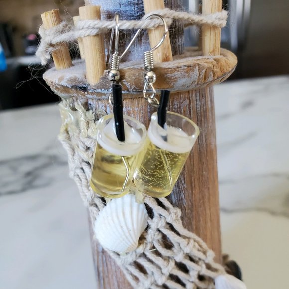 Jewelry - Chic Cocktail Earrings